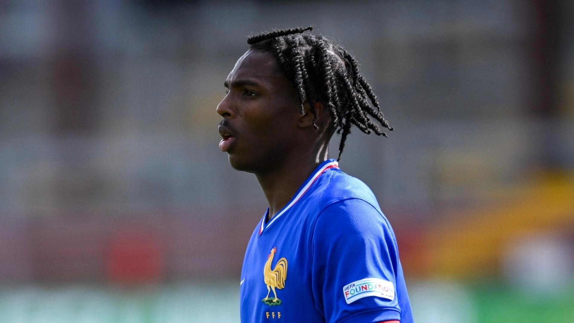 JJB jjb Jingjibao 竞技宝 电竞赛事 体育赛事 体育 电竞-官方:利物浦签下20岁雷恩后卫雅凯;据悉转会费为5500万镑